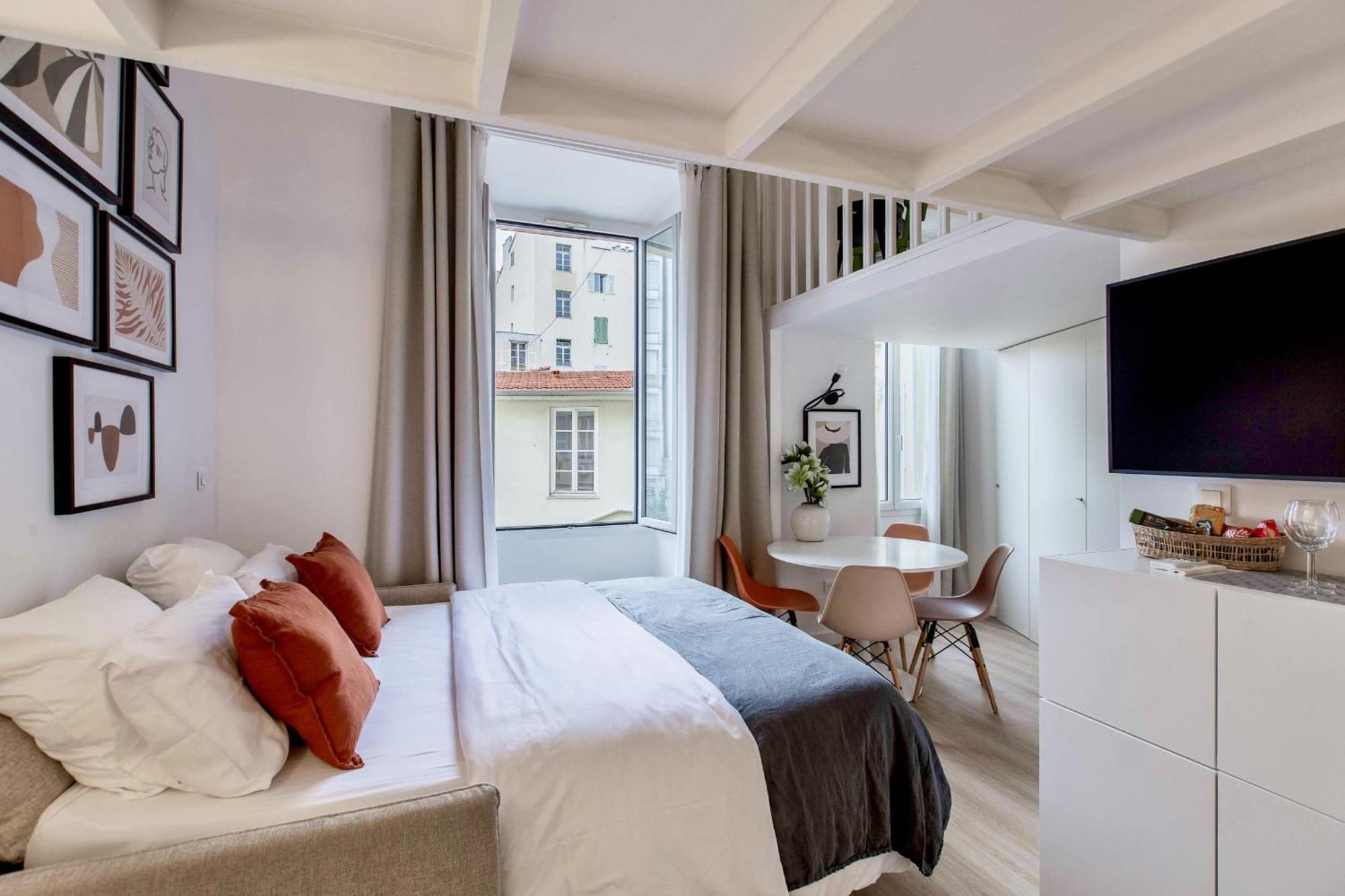 Suede Promenade Duplex Apartment At 1 Min From The Sea 2 Bathrooms 니스 외부 사진