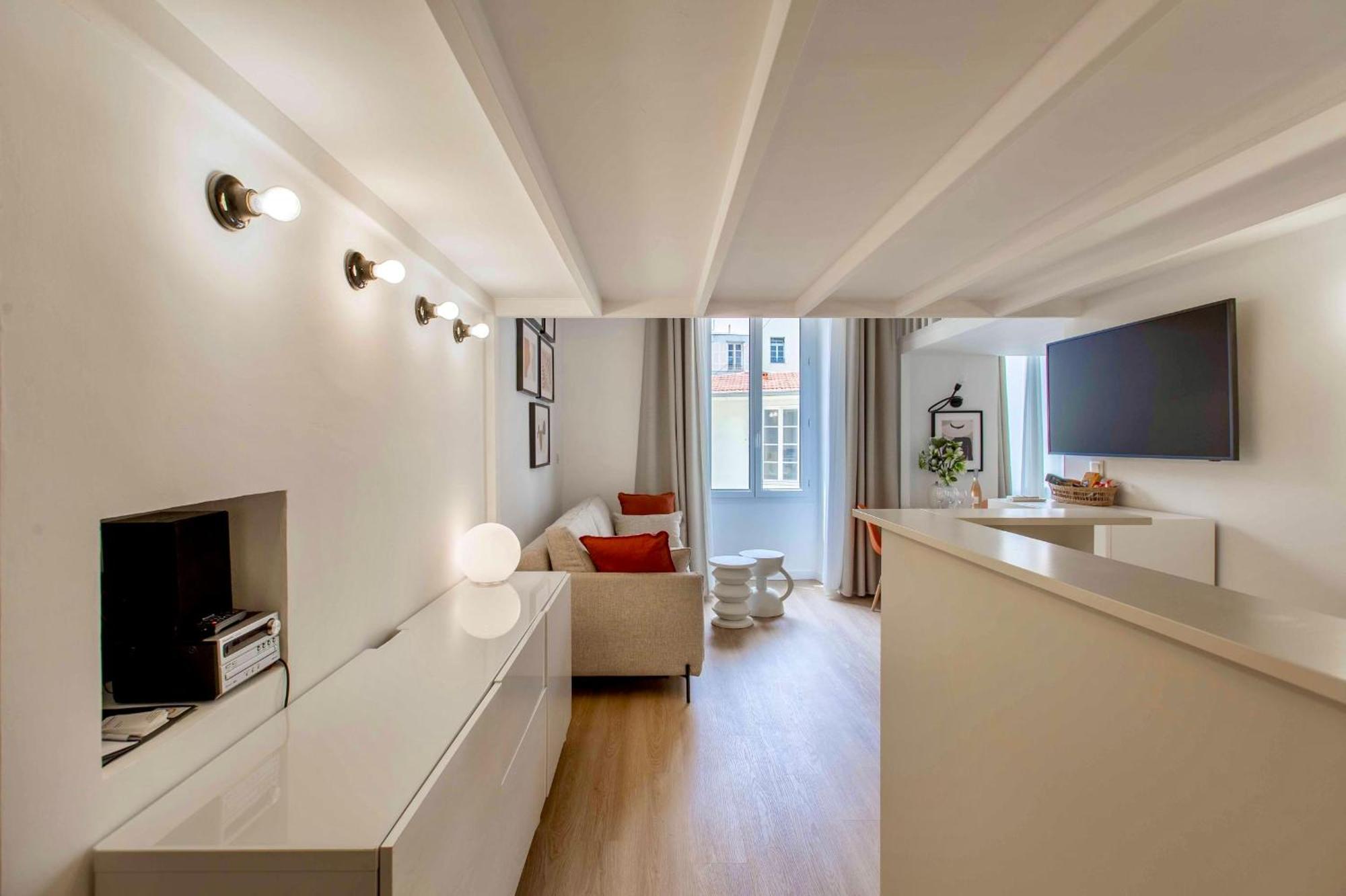 Suede Promenade Duplex Apartment At 1 Min From The Sea 2 Bathrooms 니스 외부 사진